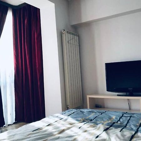 Cozy 2 Rooms Apartment Close To City Center Bucarest Exterior foto