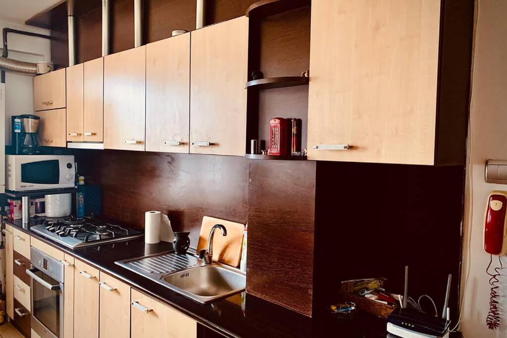 Cozy 2 Rooms Apartment Close To City Center Bucarest Exterior foto