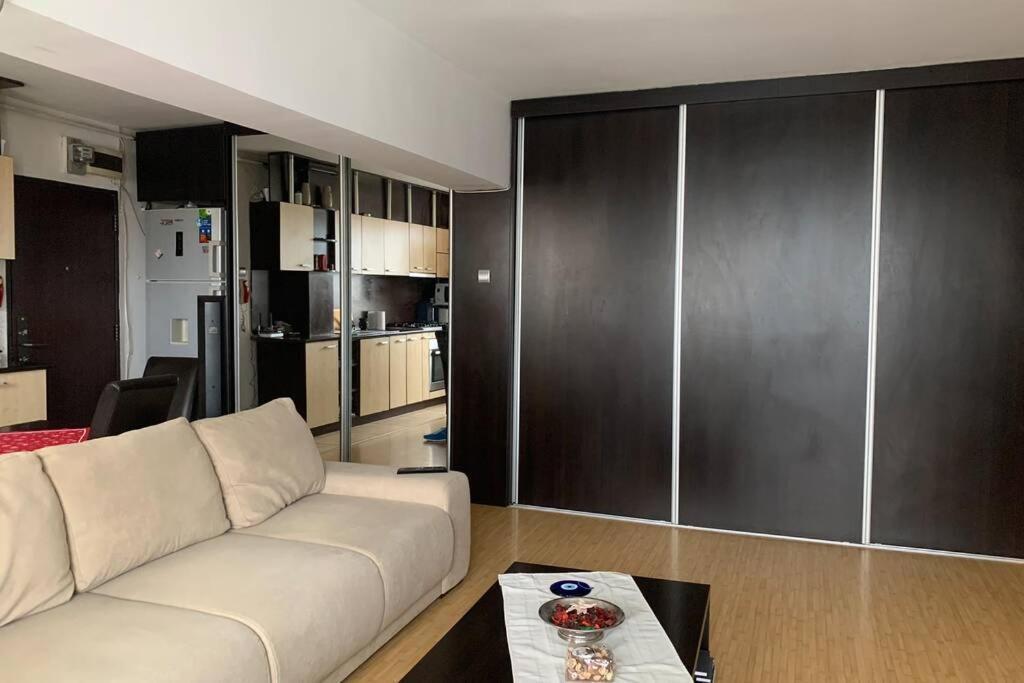 Cozy 2 Rooms Apartment Close To City Center Bucarest Exterior foto